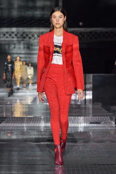 Look 97